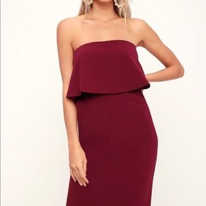 NWOT Lulu’s Lots of Love Strapless Dress